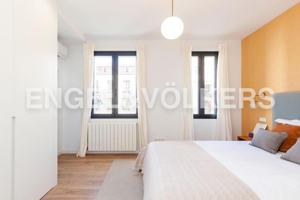 Moderno Apartamento En Pleno Centro Madrid Buitenkant foto